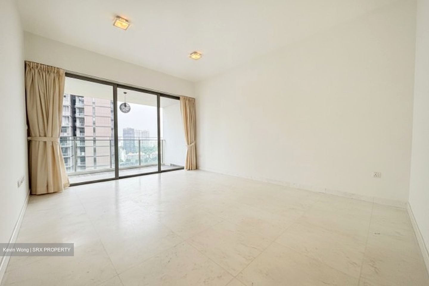 Starlight Suites (D9), Apartment #608593191